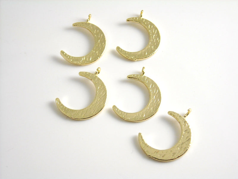 Charm - 18k Gold Plated - Crescent Shape - 16.5mm - 1 pc - Pim's Jewelry Supplies