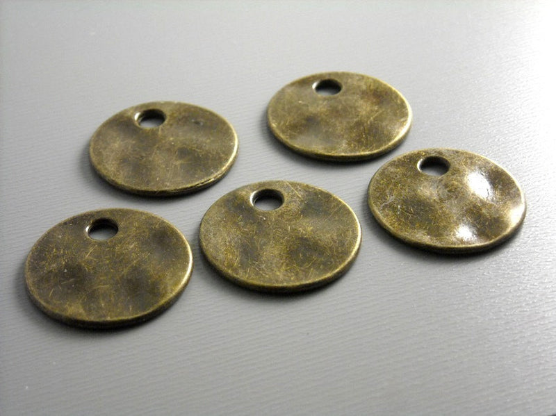 Antiqued Dark Bronze Textured Disc - 6 pcs - Pim's Jewelry Supplies