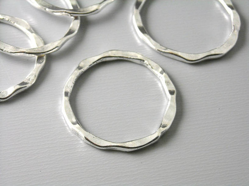 BRIGHT Silver Plated Hammered Circle Connectors - 6 pcs - Pim's Jewelry Supplies