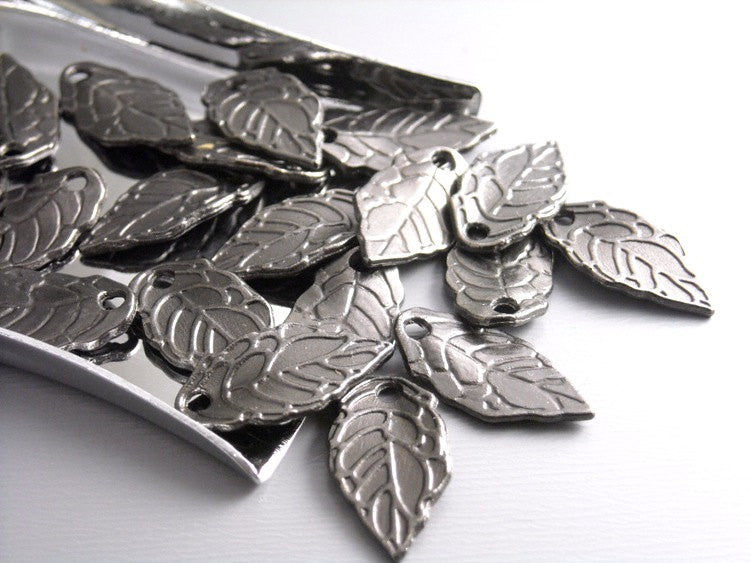 Gunmetal Mini Leaf Charms - 20 pcs - Pim's Jewelry Supplies