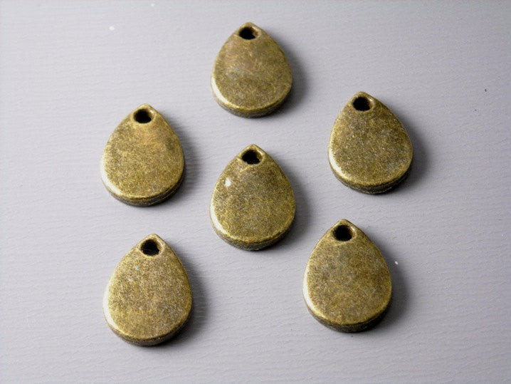 Antique Bronze Rain Drop Charm - 10 pcs - Pim's Jewelry Supplies