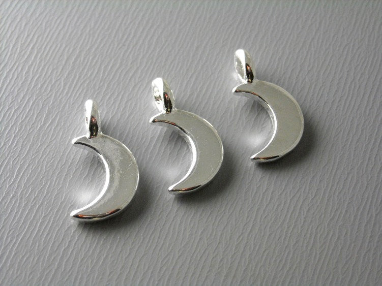 Bright Silver Plated Tiny Crescent Moon Charms - 6 pcs - Pim's Jewelry Supplies