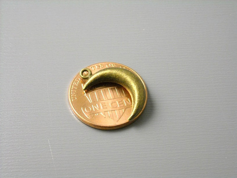 Antique Bronze Plated 3D Crescent Moon Charms - 6 pcs - Pim's Jewelry Supplies